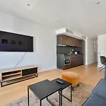 Terrasse Au Coeur Du Marais